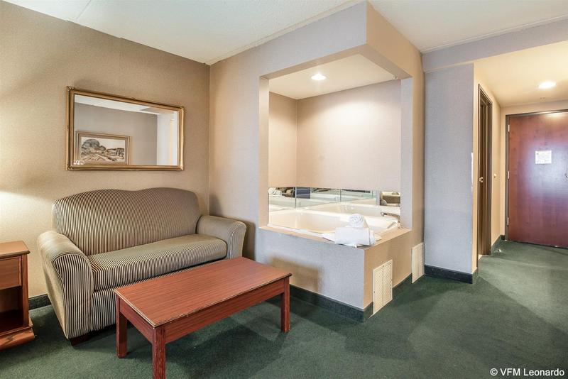 The Marx Hotel Downtown University Area