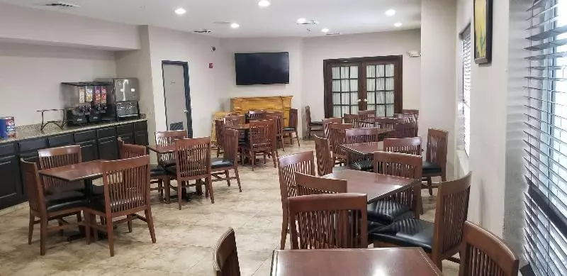 ホテル Holiday Inn Express & Suites Chicago Matteson By Ihg