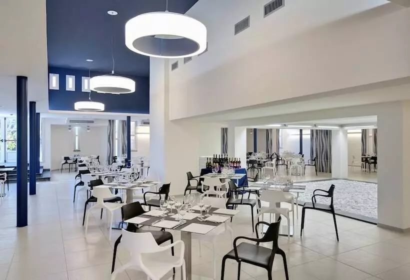 酒店 Voi Floriana Resort