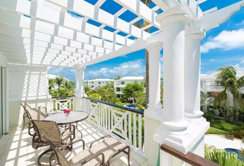 استراحتگاه Royal West Indies