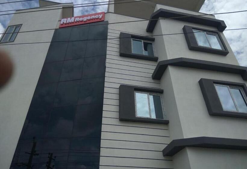 هتل R M Regency