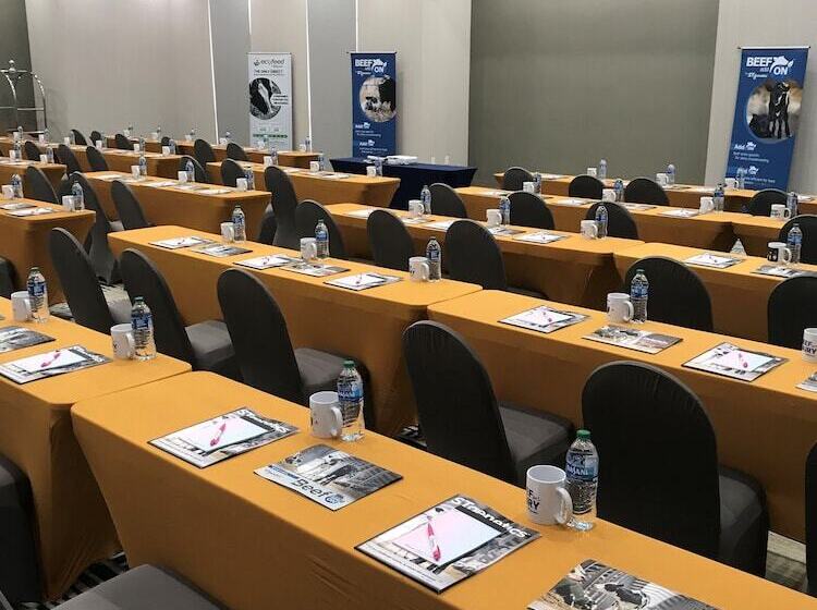 هتل Wyndham Garden College Station