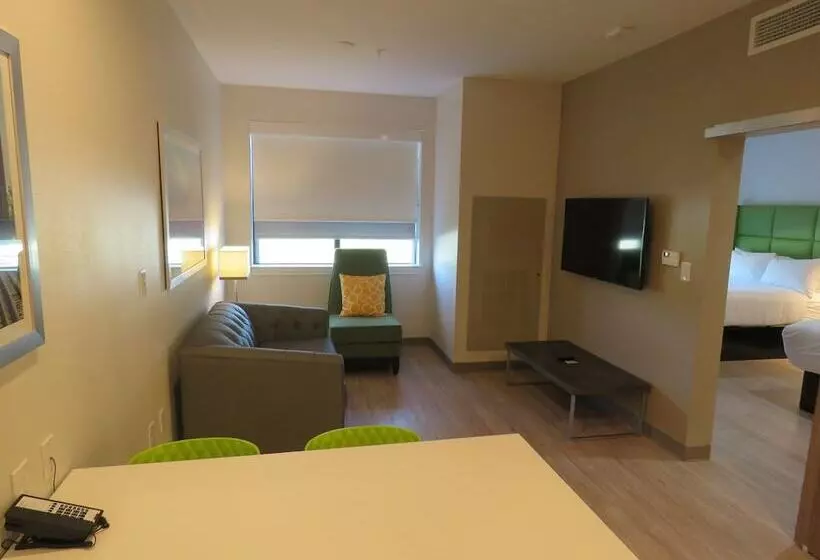 هتل Wyndham Garden College Station
