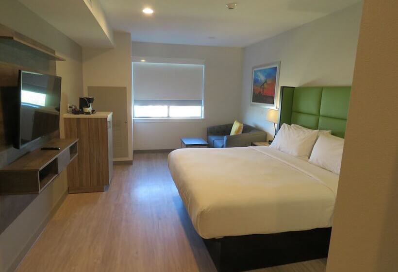 هتل Wyndham Garden College Station