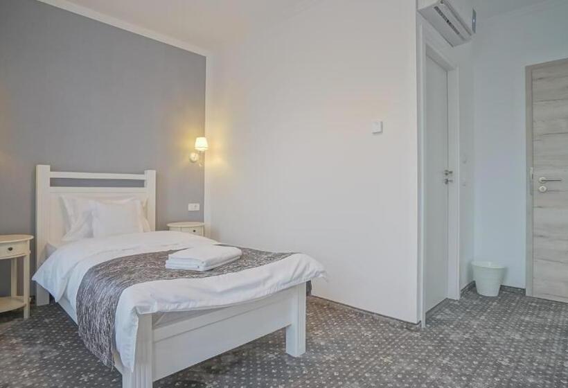 تختخواب و صبحانه Monarch House