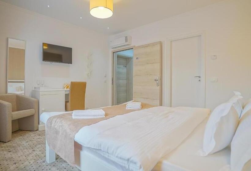 تختخواب و صبحانه Monarch House