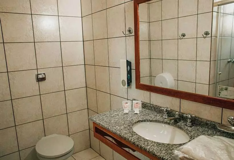 Hotelli Colinas Executive Partk