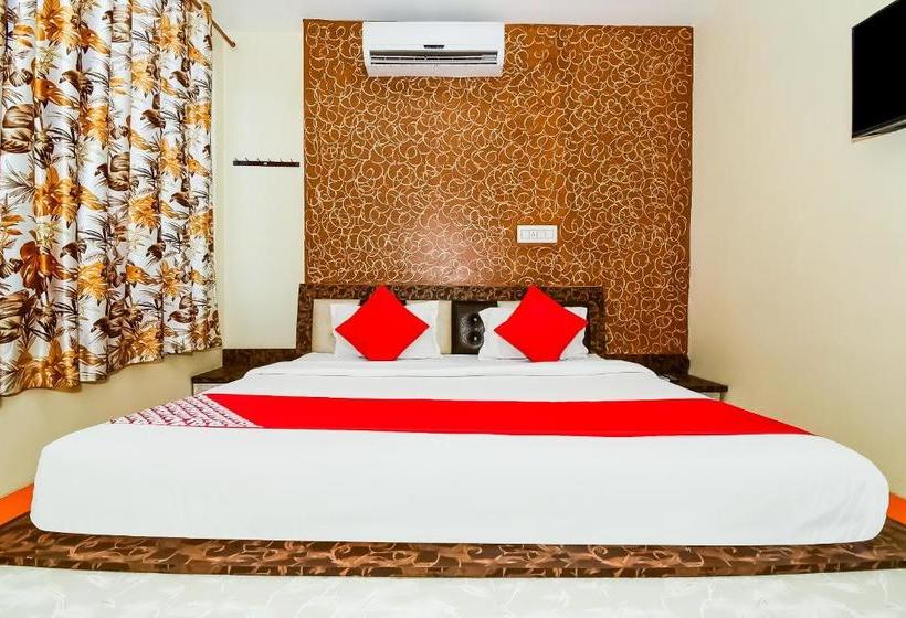 호텔 Oyo 37863  Dharam Palace