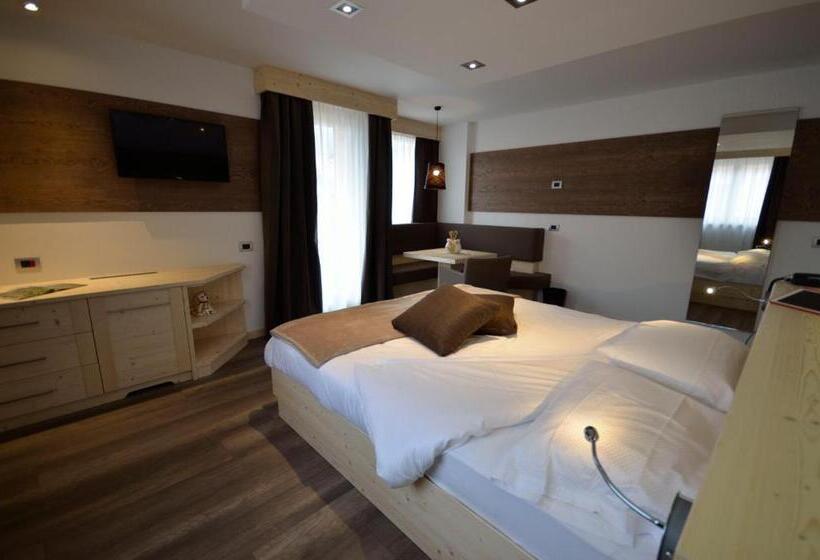 ホテル Paganella Andalo