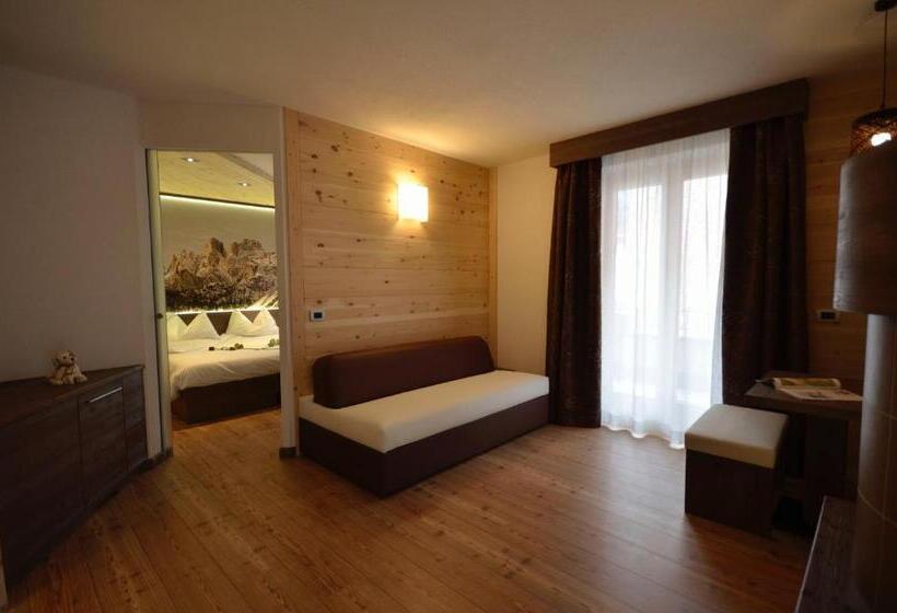 ホテル Paganella Andalo