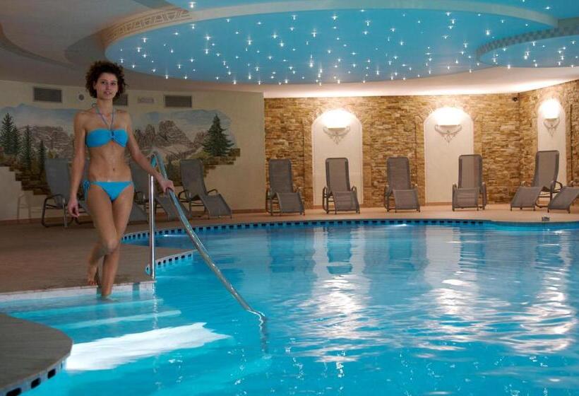 ホテル Paganella Andalo