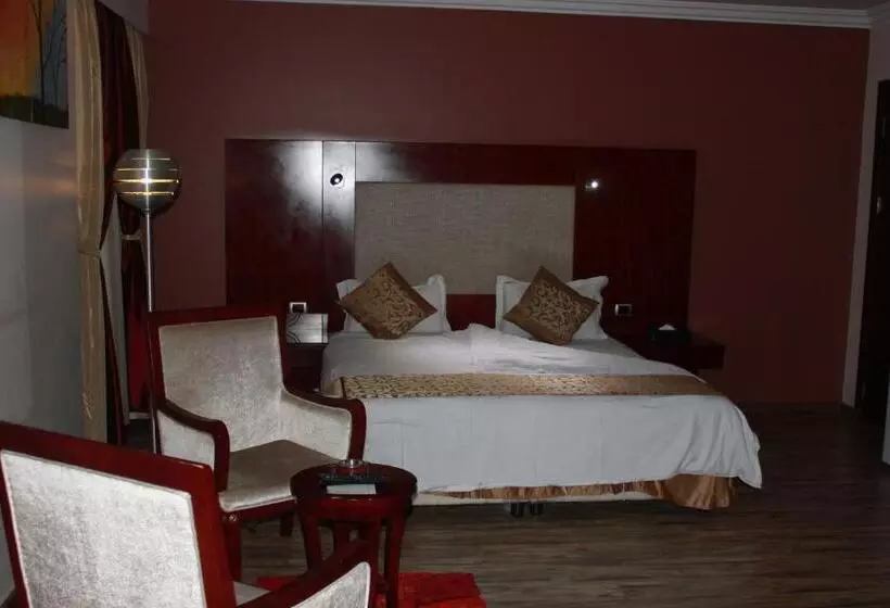 Hotelli نُزل تالا   Tala Nezel