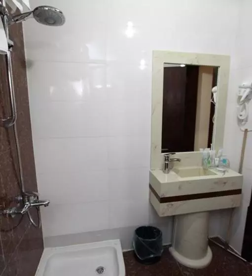 Hotelli نُزل تالا   Tala Nezel