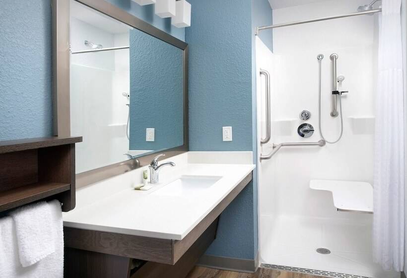 호텔 Woodspring Suites Detroit Farmington Hills