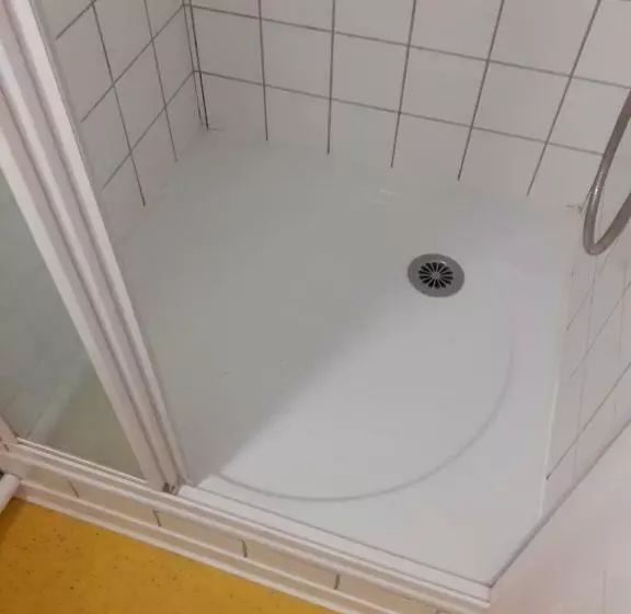 Hostel Rennes Hi
