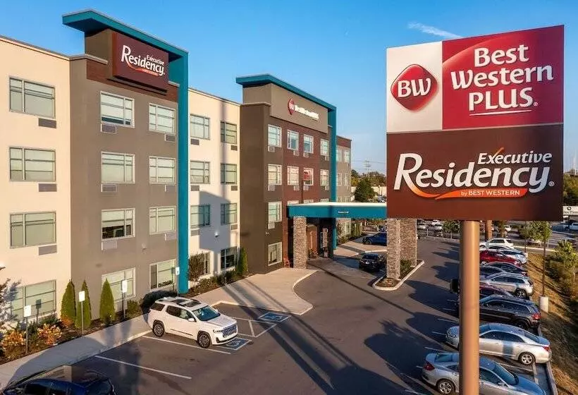 Hotelli Best Western Plus Executive Residency Antioch Inn