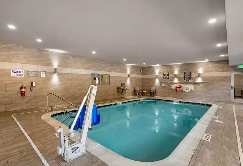 Hotelli Best Western Plus Executive Residency Antioch Inn
