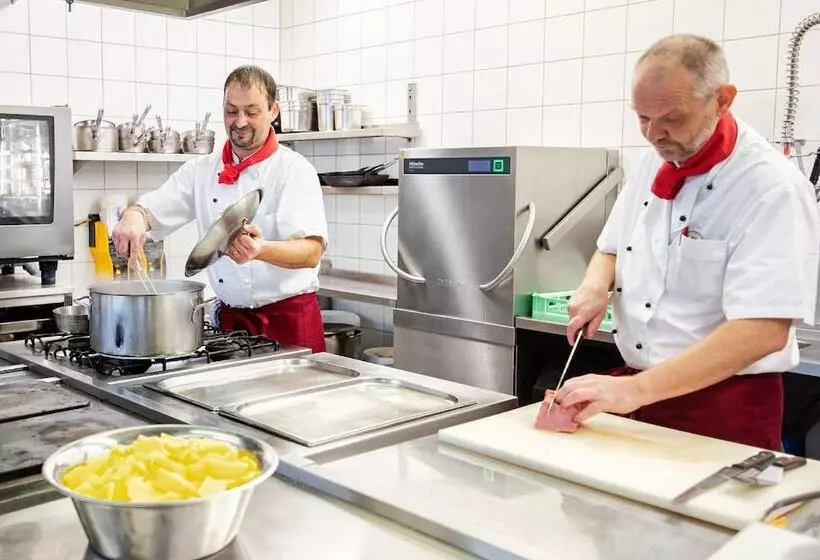 Hotelli Gasthof Bayerischer Hof