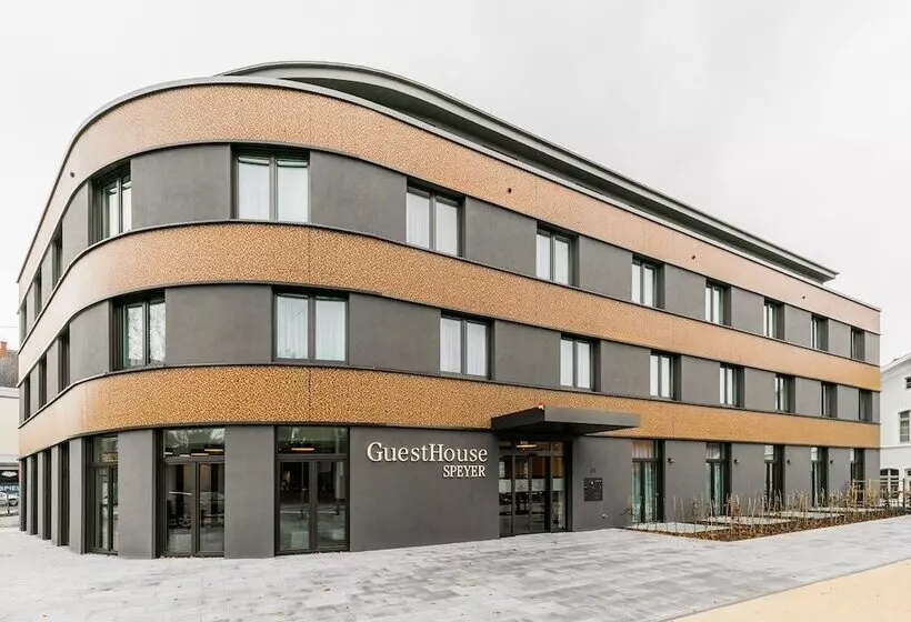 Hotelli Guesthouse Speyer