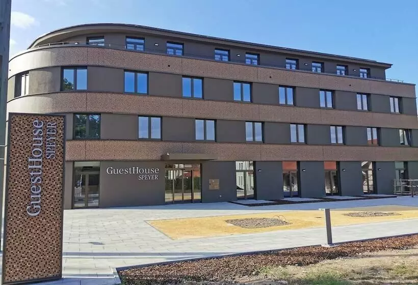 Hotelli Guesthouse Speyer