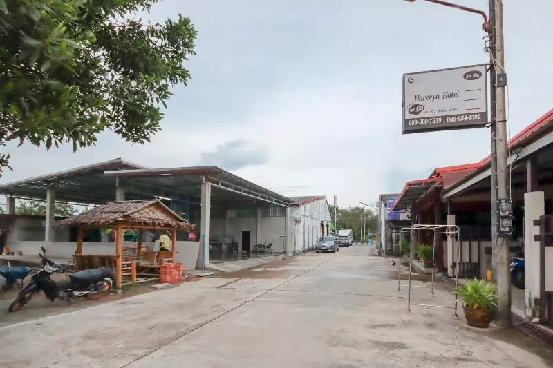 Hotelli Oyo 75331 Hareeya