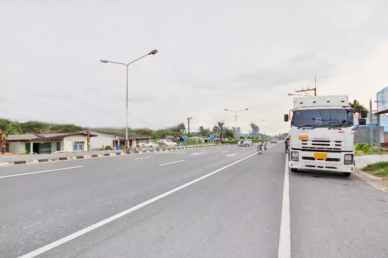 Hotelli Oyo 75331 Hareeya