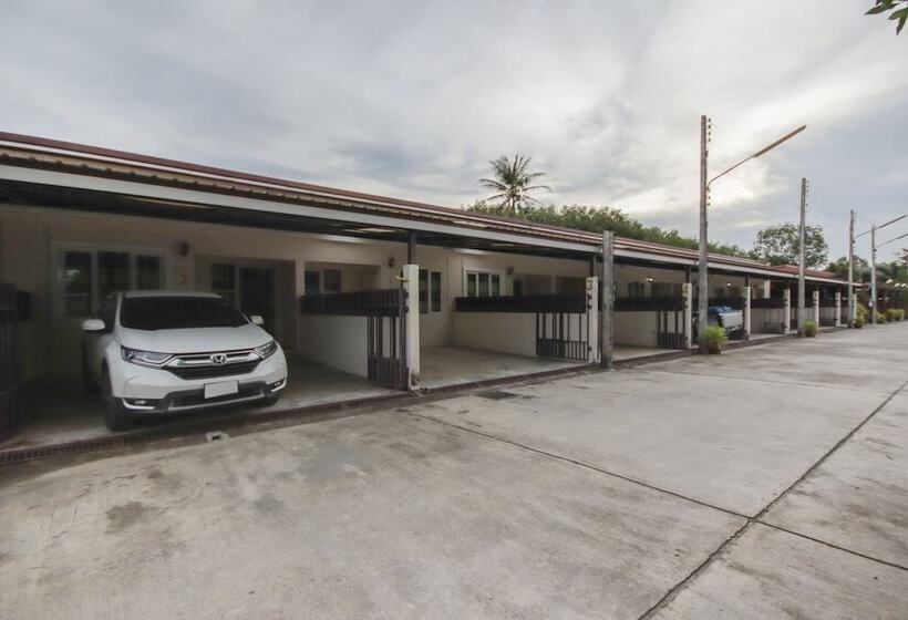 בית מלון כפרי Oyo 75331 Hareeya