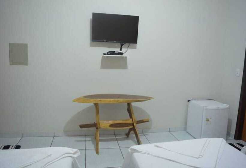 هتل Pousada Jardim Do Cerrado E Agência