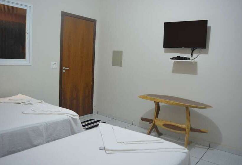 هتل Pousada Jardim Do Cerrado E Agência