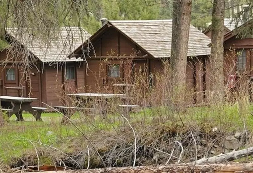 Hotelli Roosevelt Lodge & Cabins   Inside The Park