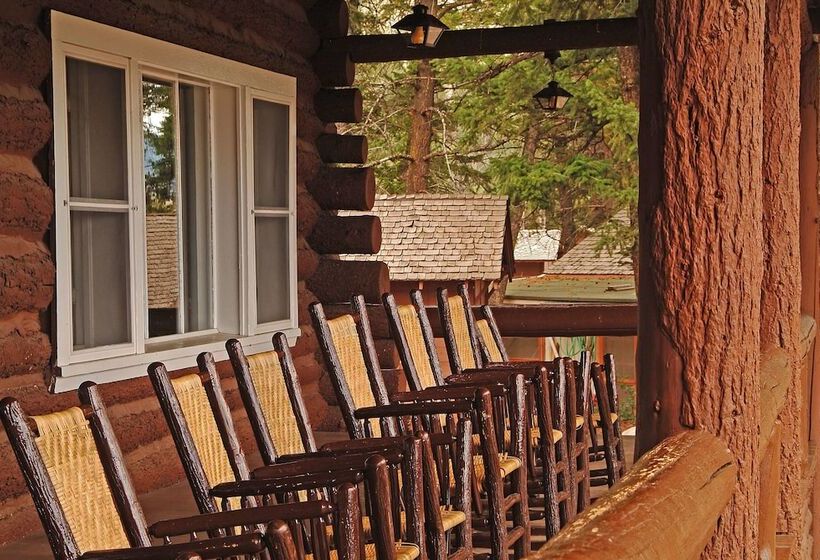 בית מלון כפרי Roosevelt Lodge & Cabins   Inside The Park