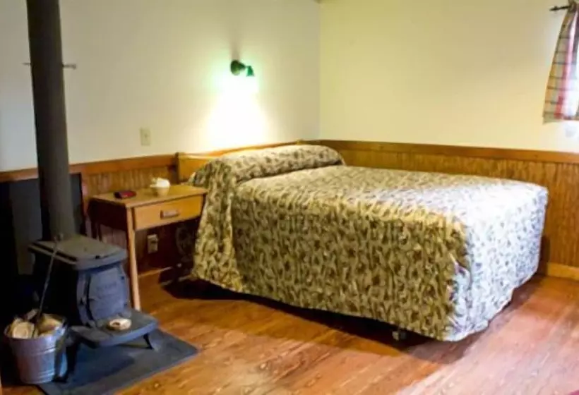 Hotelli Roosevelt Lodge & Cabins   Inside The Park