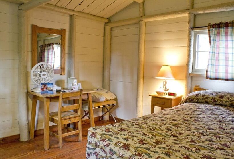 בית מלון כפרי Roosevelt Lodge & Cabins   Inside The Park