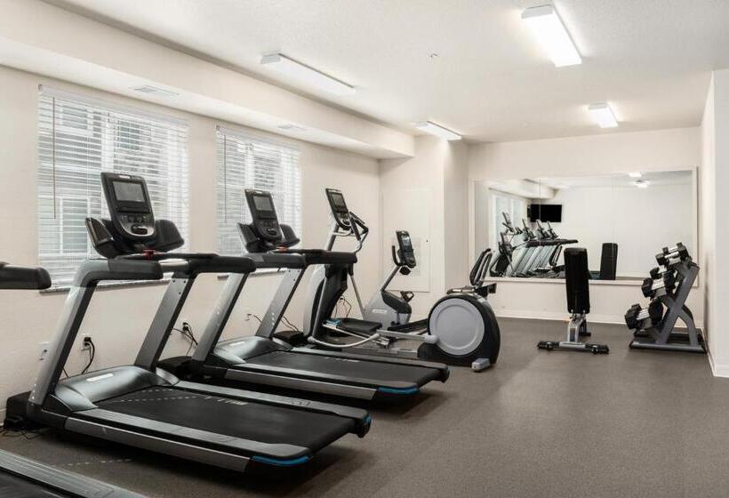 ホテル Waterwalk Extended Stay By Wyndham Minneapolis   Plymouth