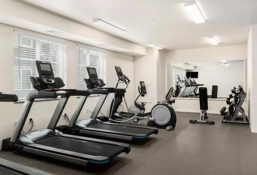 ホテル Waterwalk Extended Stay By Wyndham Minneapolis   Plymouth