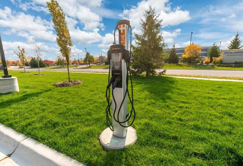 ホテル Waterwalk Extended Stay By Wyndham Minneapolis   Plymouth