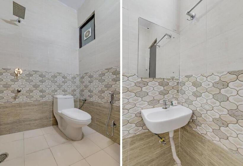 فندق Oyo 22927 Mstays