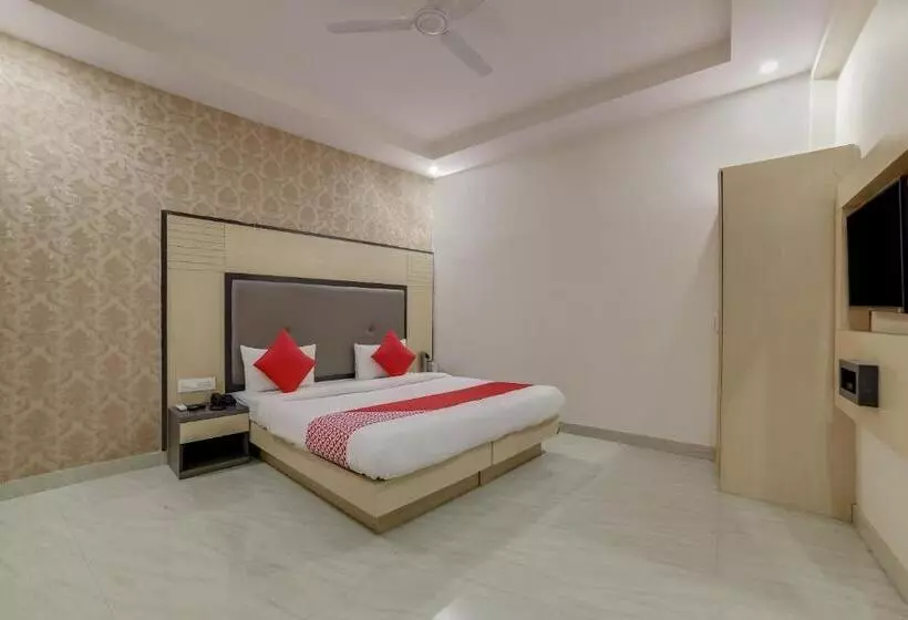 هتل Oyo 22927 Mstays