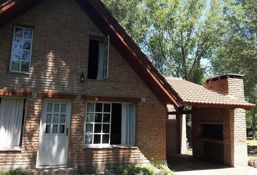 فندق صغير La Campiña Cabañas