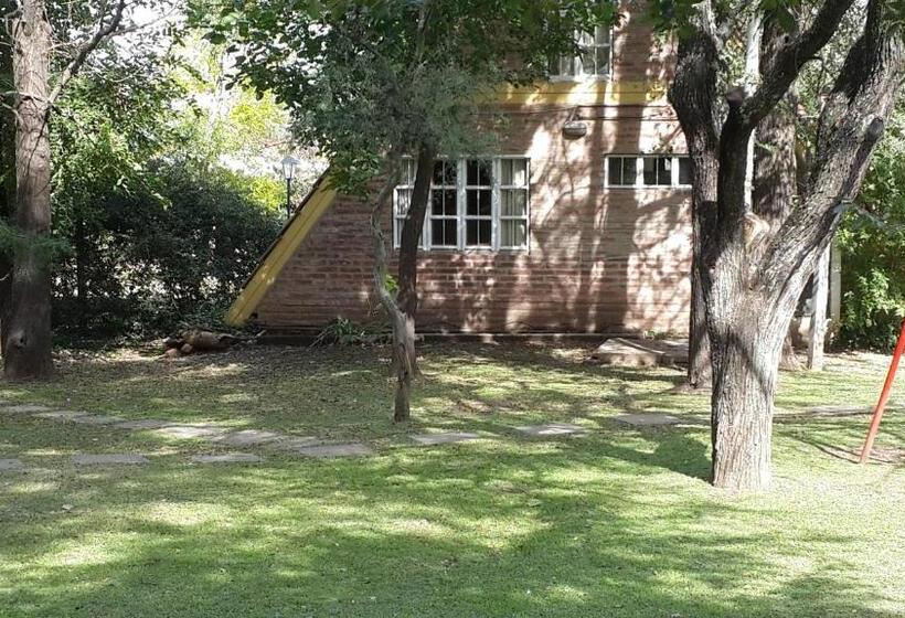 فندق صغير La Campiña Cabañas