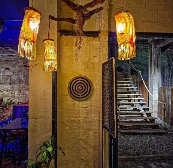 ユースホステル Urban Hostal San Gil  Piscina Restaurante Bar