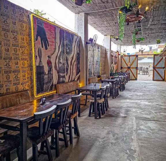 ユースホステル Urban Hostal San Gil  Piscina Restaurante Bar