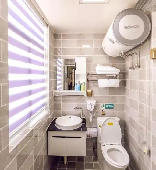 Nanjing Lafei Hotel Lukou Airport Branch