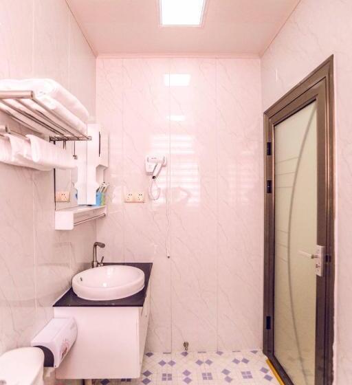 Nanjing Lafei Hotel Lukou Airport Branch