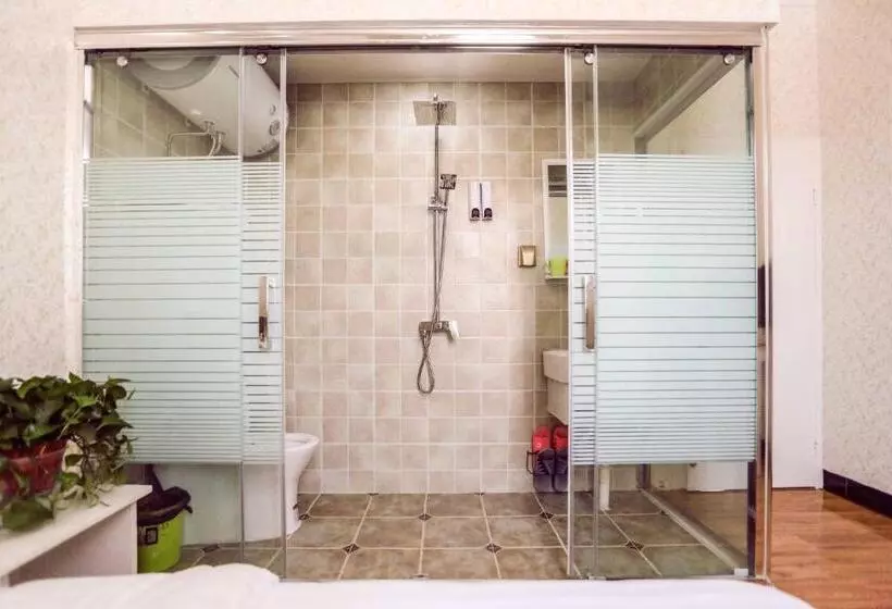 Nanjing Lafei Hotel Lukou Airport Branch