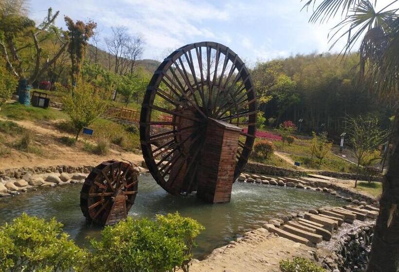 Nanjing Lafei Hotel Lukou Airport Branch