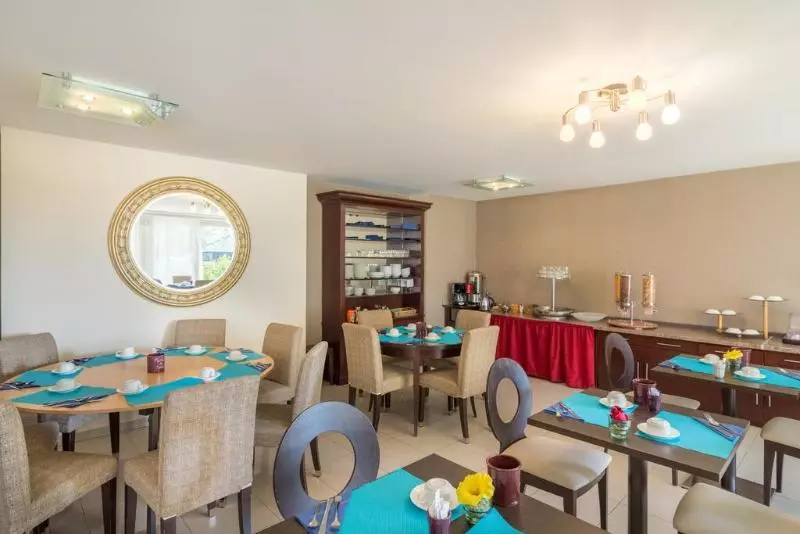 Grand Geneve Residence Excellior