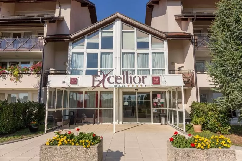 Grand Geneve Residence Excellior