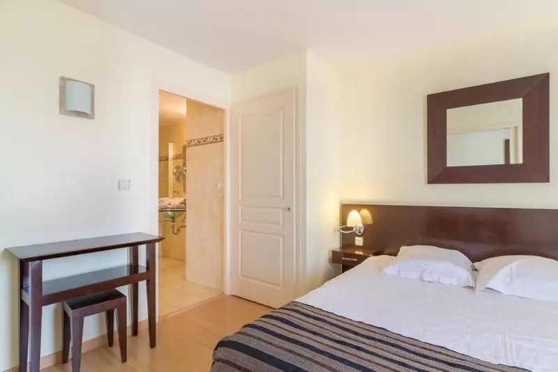 Grand Geneve Residence Excellior