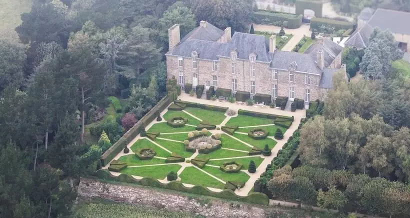 호텔 Château De La Ballue   Teritoria